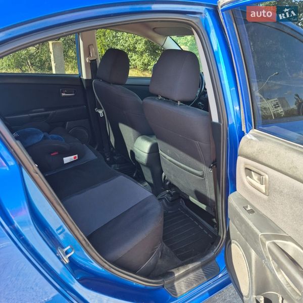 Седан Mazda 3 2005 в Южноукраїнську