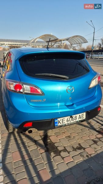 Хэтчбек Mazda 3 2011 в Днепре