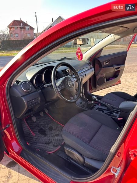 Хэтчбек Mazda 3 2003 в Ужгороде
