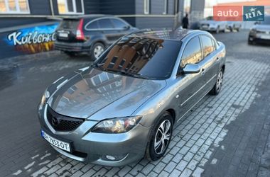 Седан Mazda 3 2004 в Полонном