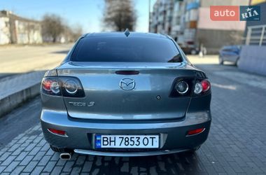 Седан Mazda 3 2004 в Полонном