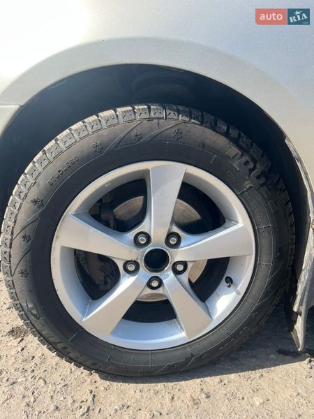 Седан Mazda 3 2004 в Миколаєві