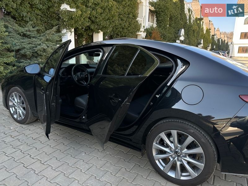 Седан Mazda 3 2023 в Одессе