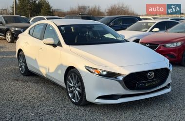 Седан Mazda 3 2021 в Івано-Франківську