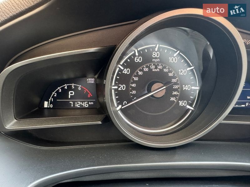 Хэтчбек Mazda 3 2018 в Киеве