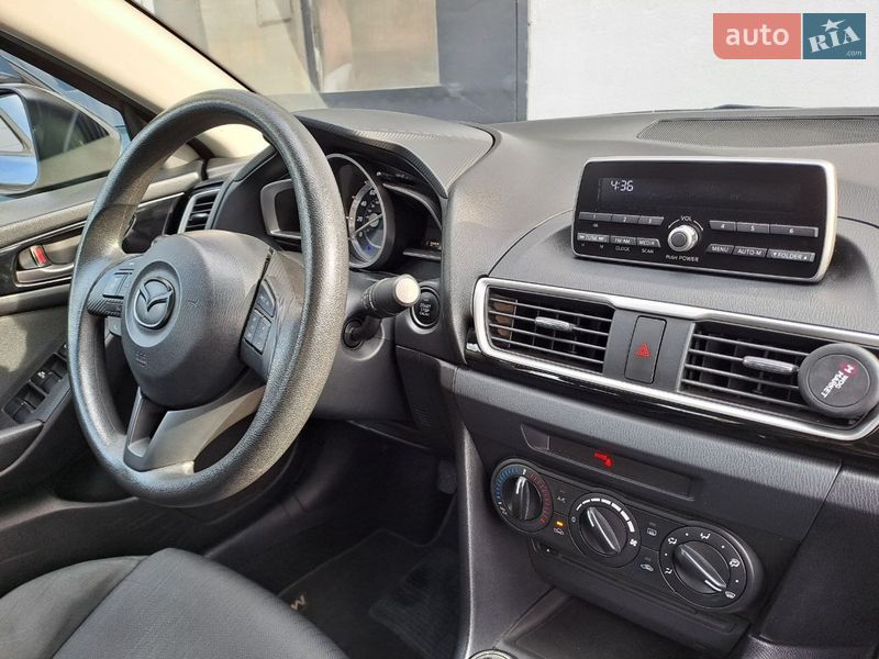 Седан Mazda 3 2014 в Одессе