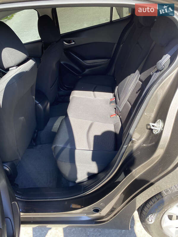Седан Mazda 3 2013 в Києві