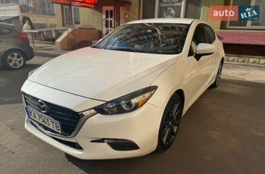 Хэтчбек Mazda 3 2018 в Киеве