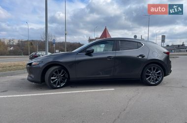 Хэтчбек Mazda 3 2022 в Виннице