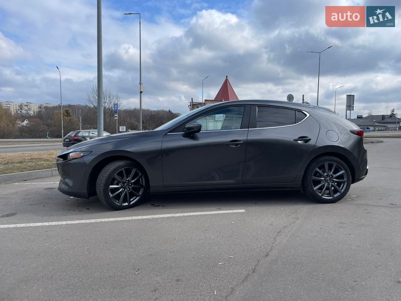 Хэтчбек Mazda 3 2022 в Виннице