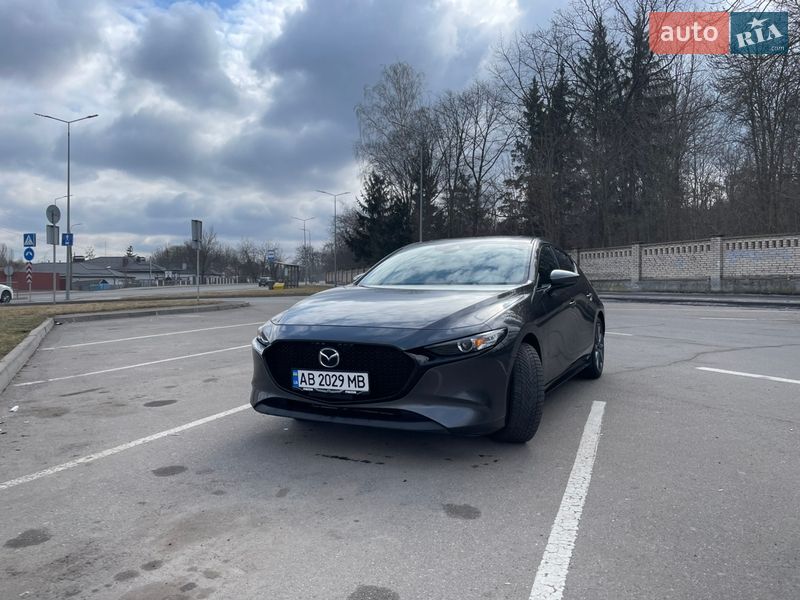 Хэтчбек Mazda 3 2022 в Виннице