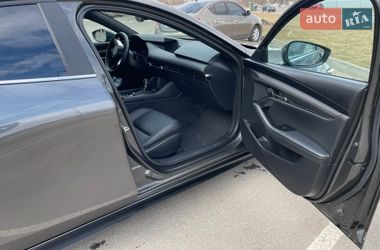 Хэтчбек Mazda 3 2022 в Виннице