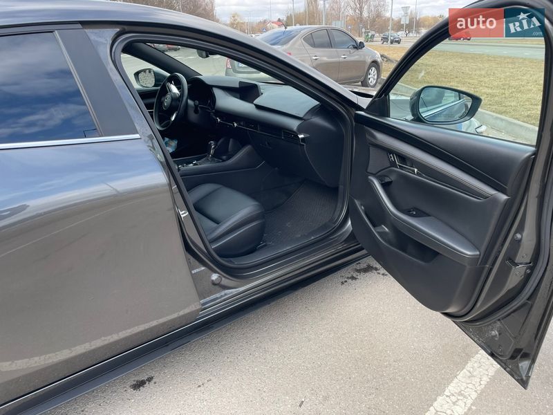 Хэтчбек Mazda 3 2022 в Виннице