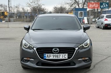 Седан Mazda 3 2016 в Днепре