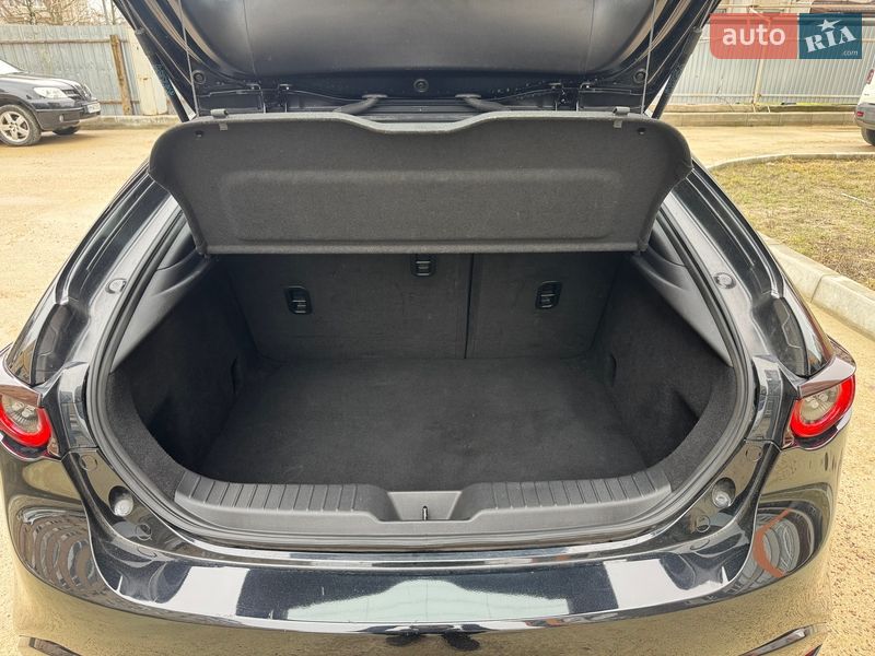 Хэтчбек Mazda 3 2021 в Киеве