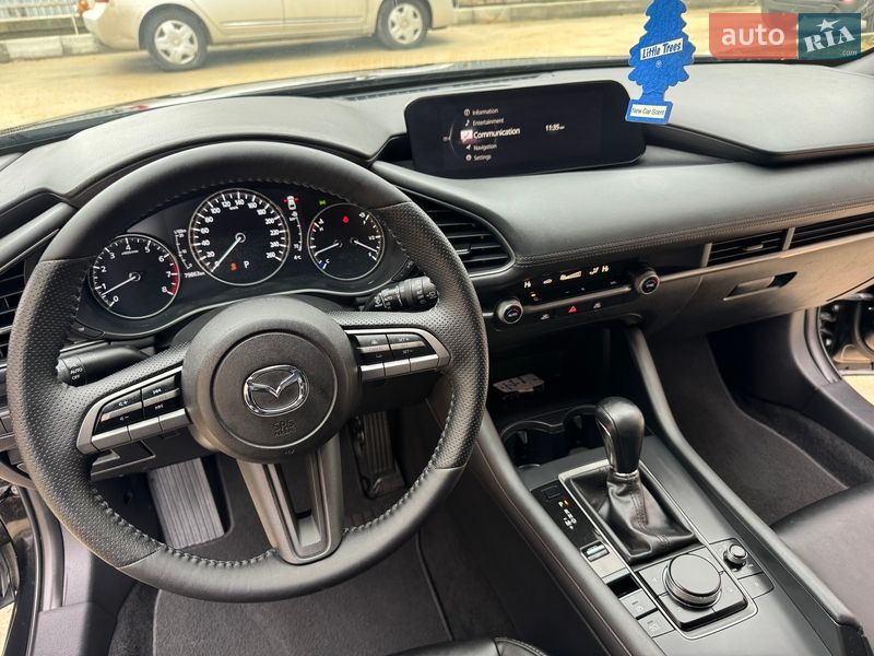 Хэтчбек Mazda 3 2021 в Киеве