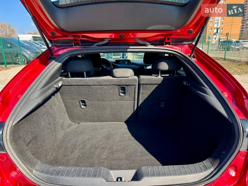 Хэтчбек Mazda 3 2019 в Киеве