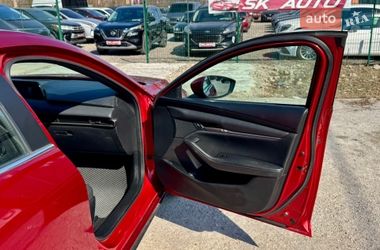 Хэтчбек Mazda 3 2019 в Киеве