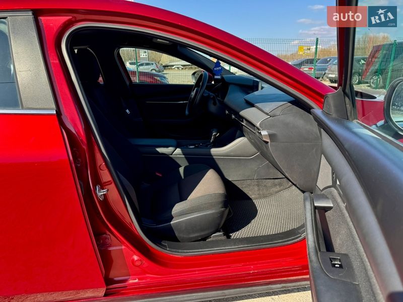 Хэтчбек Mazda 3 2019 в Киеве