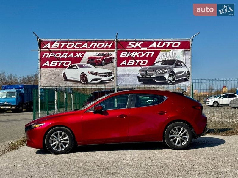 Хэтчбек Mazda 3 2019 в Киеве