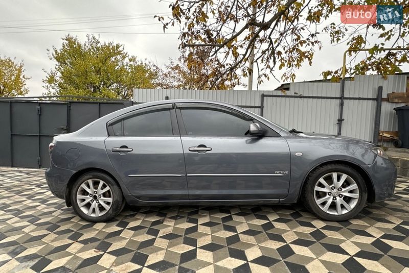 Седан Mazda 3 2006 в Кропивницком