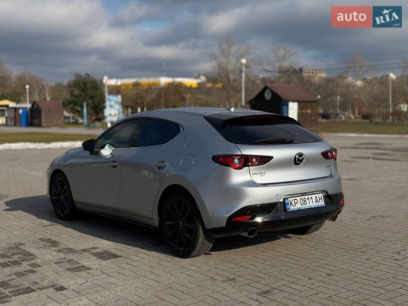 Хэтчбек Mazda 3 2023 в Запорожье