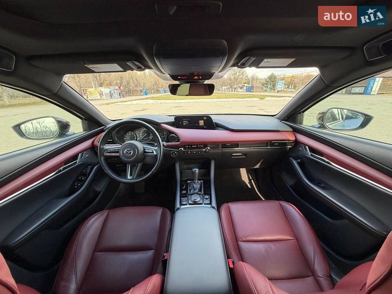 Хэтчбек Mazda 3 2023 в Запорожье