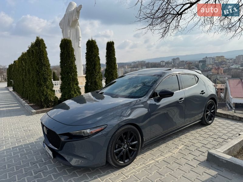 Mazda 3 2019