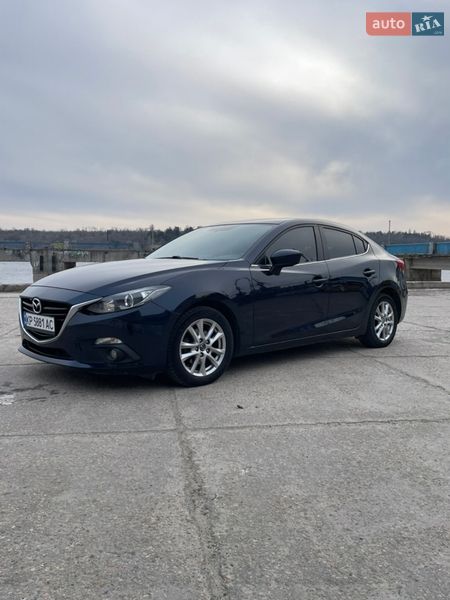 Седан Mazda 3 2015 в Запорожье