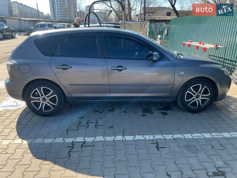 Хэтчбек Mazda 3 2006 в Житомире