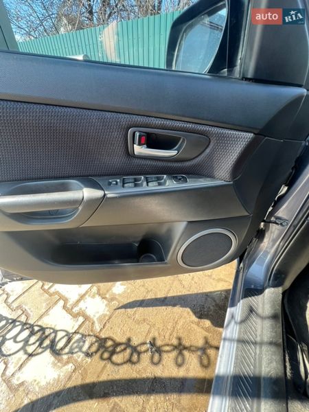 Хэтчбек Mazda 3 2006 в Житомире