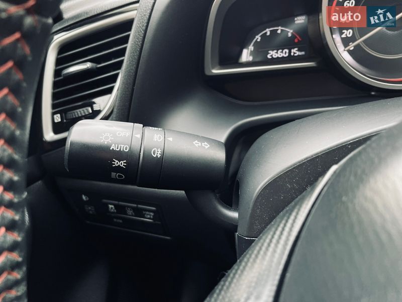 Хэтчбек Mazda 3 2014 в Хмельницком
