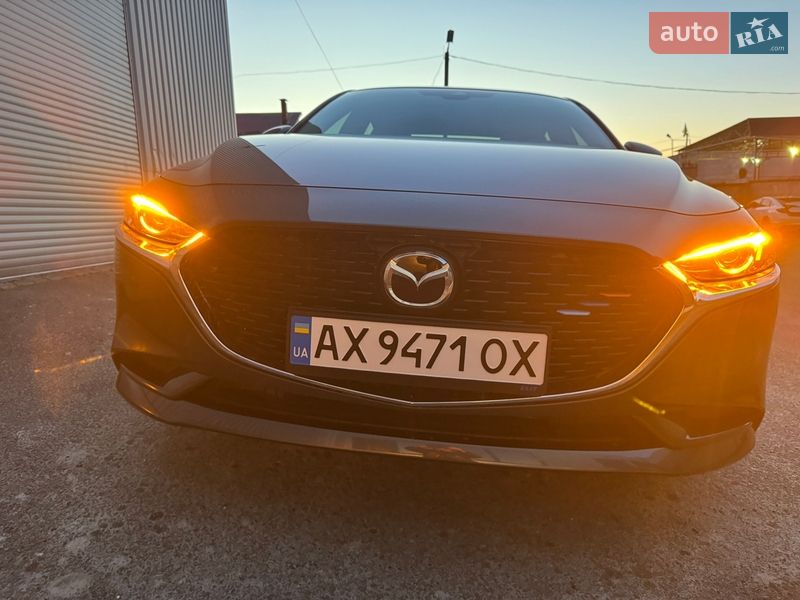 Седан Mazda 3 2019 в Харькове
