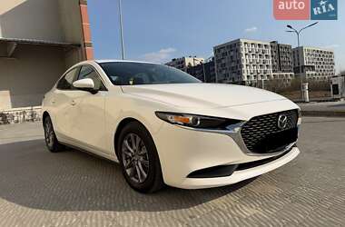 Седан Mazda 3 2024 в Львові