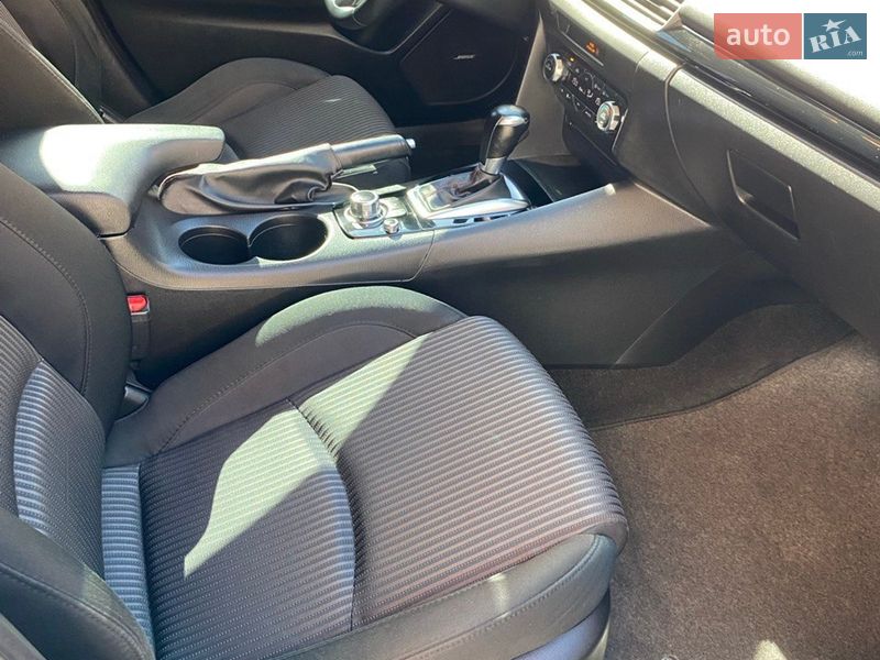 Седан Mazda 3 2013 в Києві