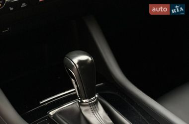 Седан Mazda 3 2018 в Николаеве