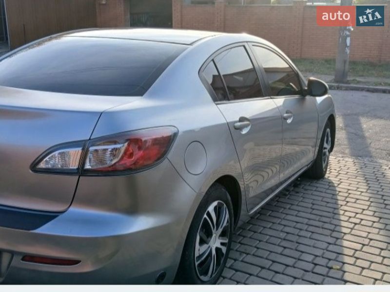 Седан Mazda 3 2013 в Запорожье фото 4 Седан Mazda 3 2013 в Запорожье