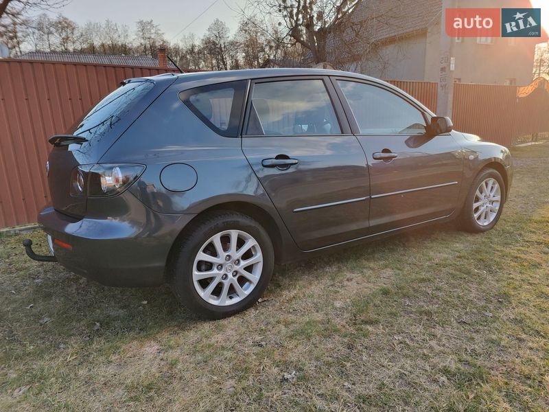 Хэтчбек Mazda 3 2008 в Киеве