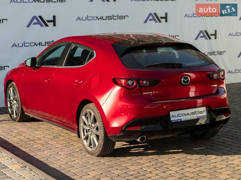 Хэтчбек Mazda 3 2025 в Киеве