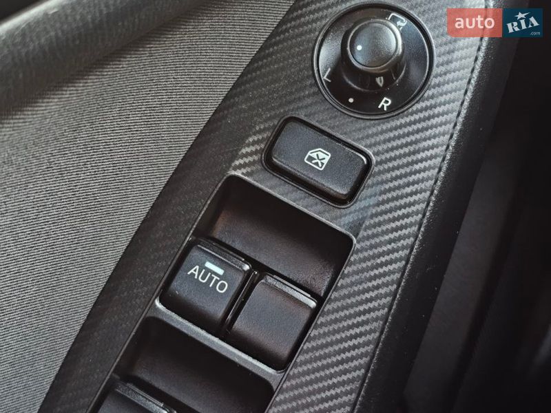 Седан Mazda 3 2014 в Киеве фото 37 Седан Mazda 3 2014 в Киеве