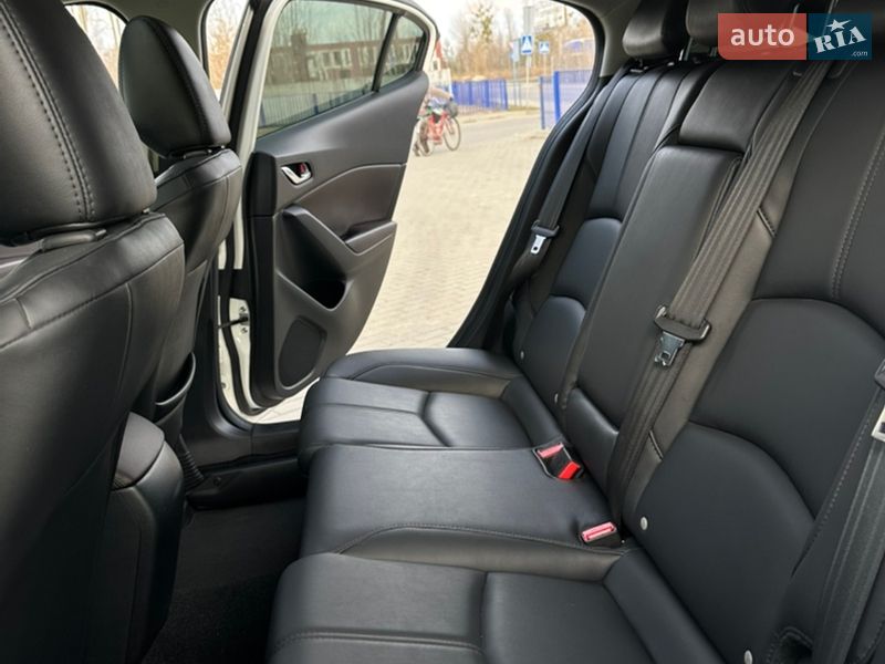 Хетчбек Mazda 3 2018 в Ковелі фото 20 Хетчбек Mazda 3 2018 в Ковелі