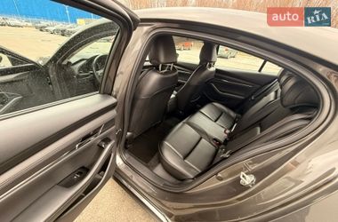 Седан Mazda 3 2018 в Днепре