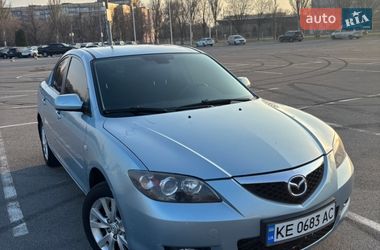 Седан Mazda 3 2007 в Днепре