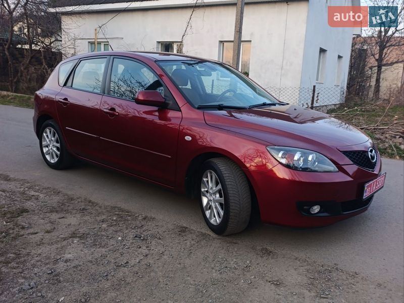 Хэтчбек Mazda 3 2008 в Луцке