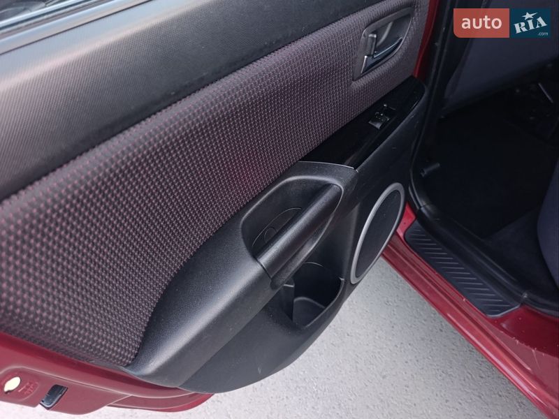 Хэтчбек Mazda 3 2008 в Луцке