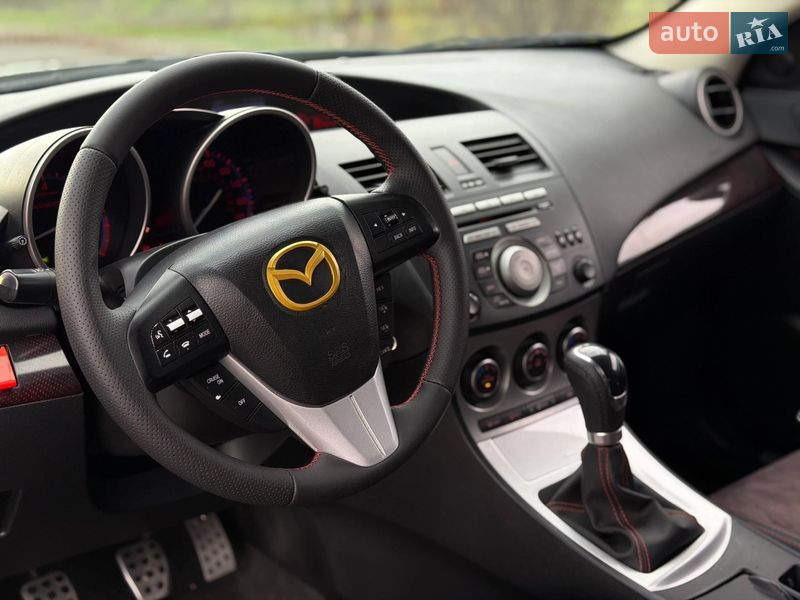 Хэтчбек Mazda 3 2010 в Кривом Роге