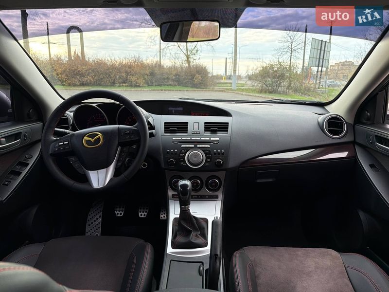 Хэтчбек Mazda 3 2010 в Кривом Роге