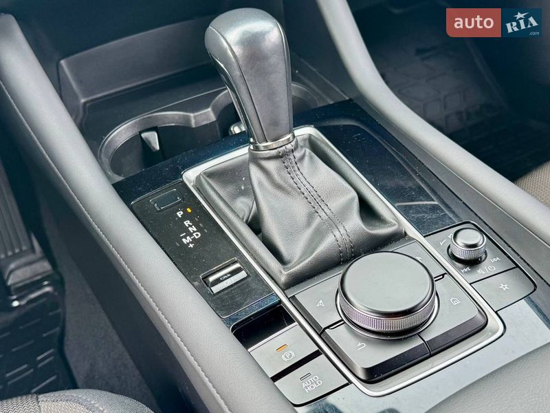 Хетчбек Mazda 3 2019 в Києві фото 28 Хетчбек Mazda 3 2019 в Києві