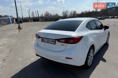 Седан Mazda 3 2016 в Дніпрі