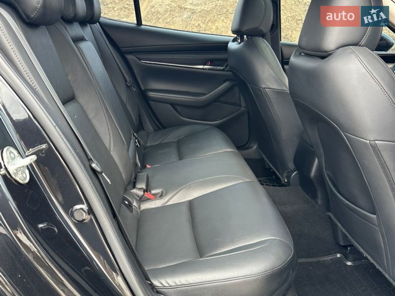 Седан Mazda 3 2022 в Киеве фото 27 Седан Mazda 3 2022 в Киеве